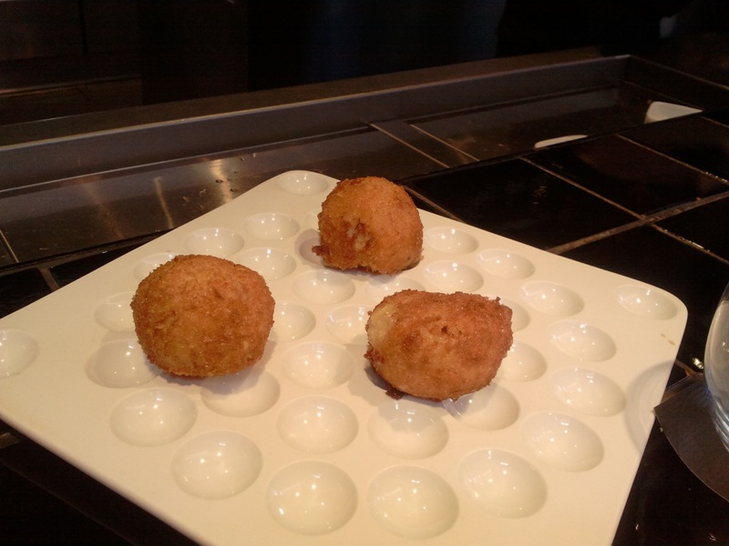 Central Bar by Ricard Camarena Croquetas de Pollo